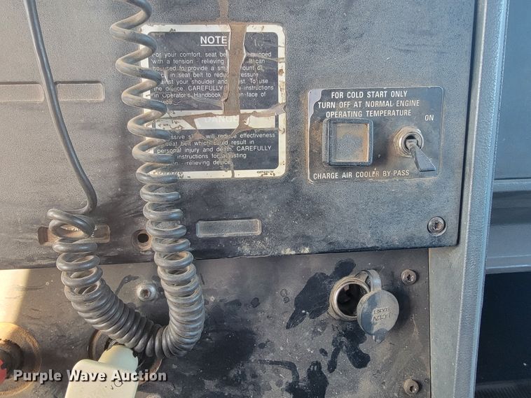 image for item DM7480 1993 Mack CH613  dump truck