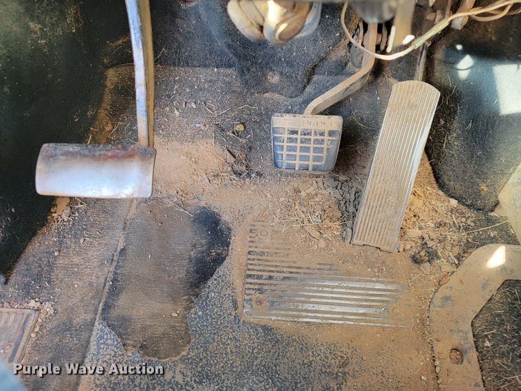 image for item DM7480 1993 Mack CH613  dump truck