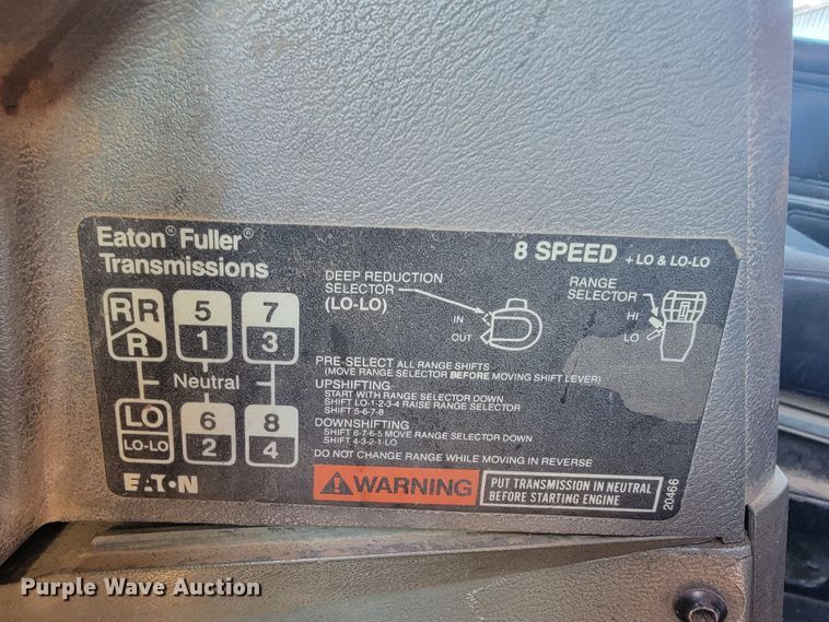 image for item DM7480 1993 Mack CH613  dump truck