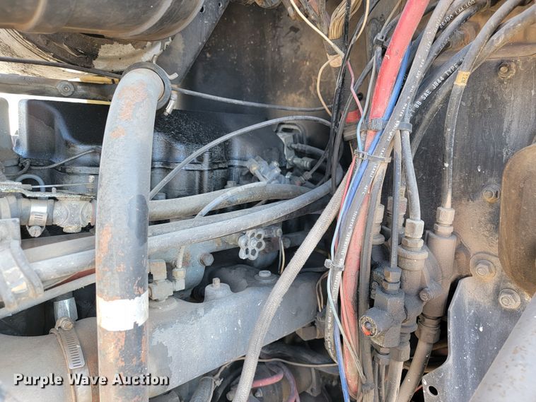 image for item DM7480 1993 Mack CH613  dump truck