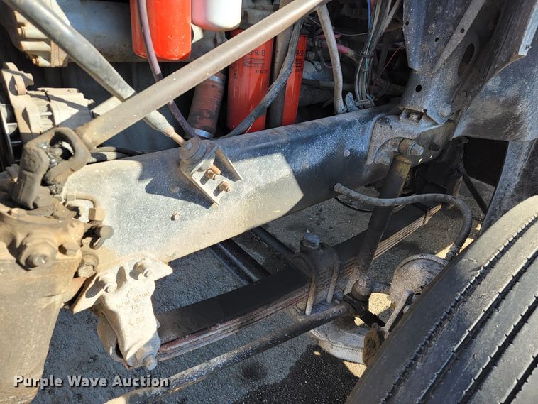 image for item DM7480 1993 Mack CH613  dump truck