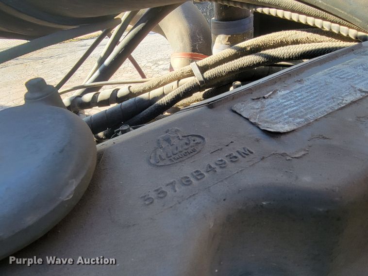 image for item DM7480 1993 Mack CH613  dump truck