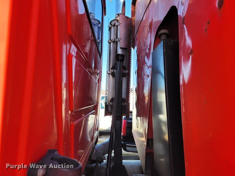 image for item DM7480 1993 Mack CH613  dump truck