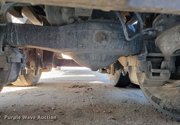 image for item DM7480 1993 Mack CH613  dump truck