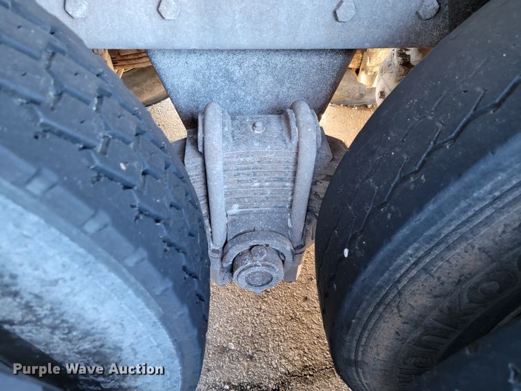 image for item DM7480 1993 Mack CH613  dump truck