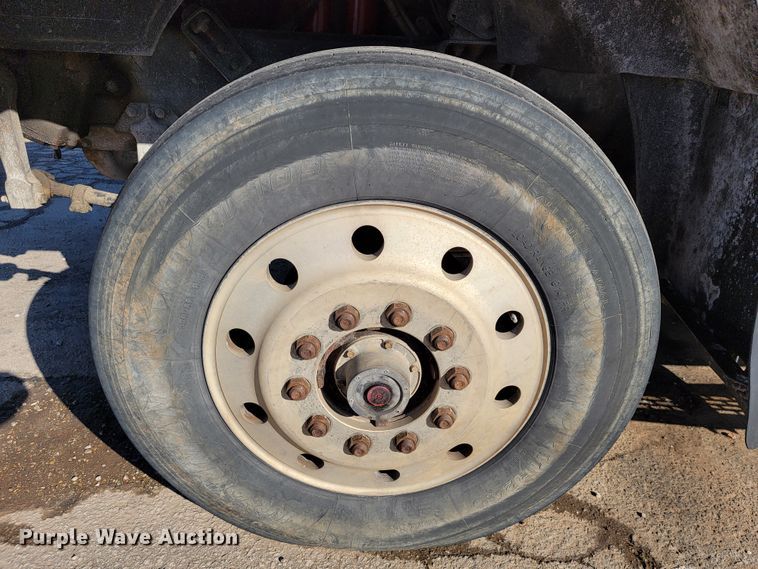 image for item DM7480 1993 Mack CH613  dump truck