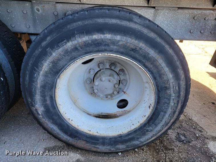 image for item DM7480 1993 Mack CH613  dump truck