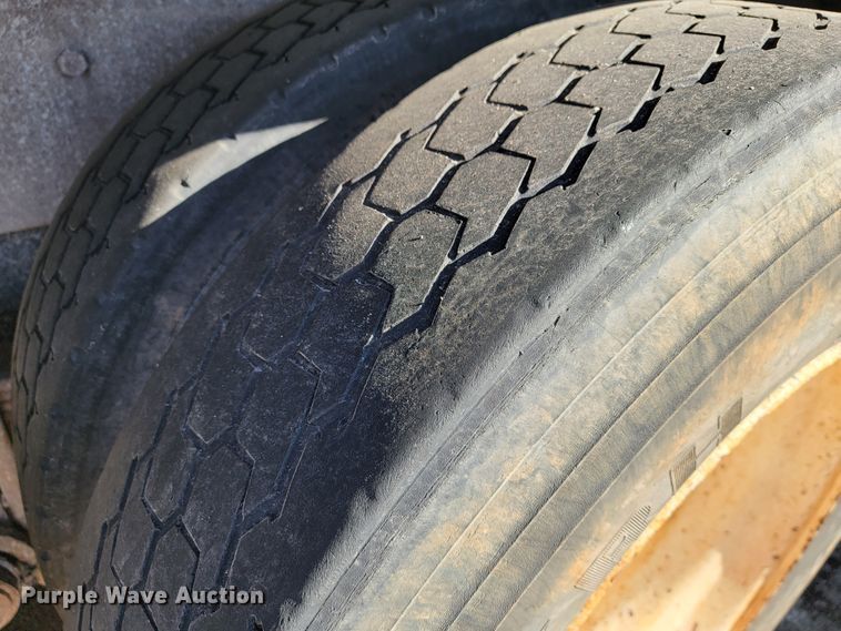 image for item DM7480 1993 Mack CH613  dump truck