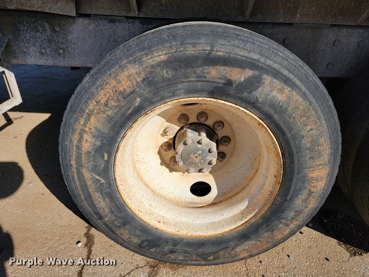 image for item DM7480 1993 Mack CH613  dump truck