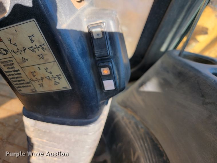 image for item DM7481 2004 Case 580 Super M  backhoe