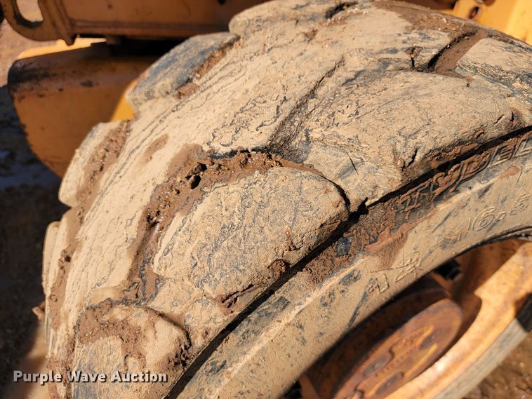 image for item DM7482 2003 Case 580 Super M  backhoe