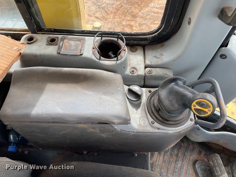 image for item DN0209 2006 Komatsu D65PX-15EO  dozer