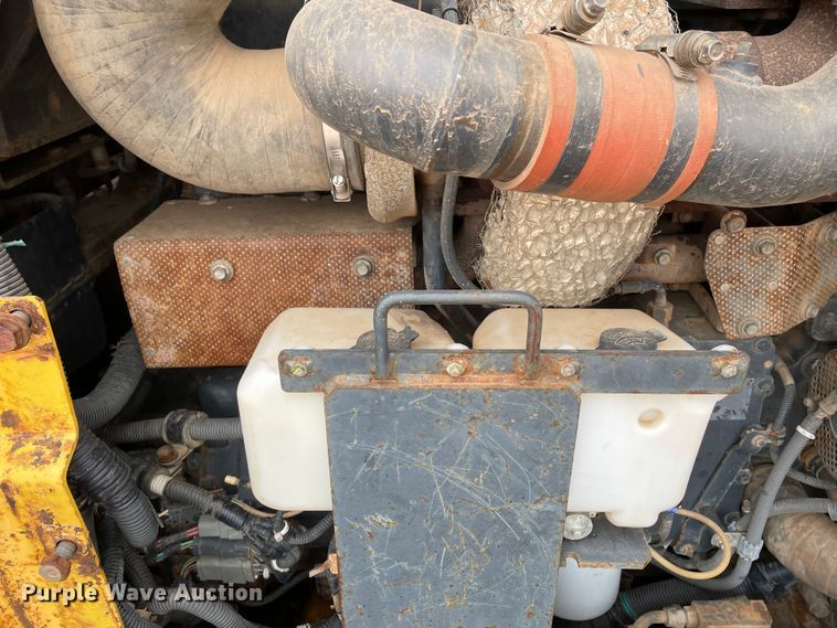 image for item DN0209 2006 Komatsu D65PX-15EO  dozer