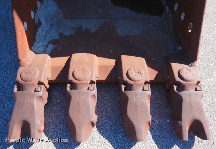 image for item DN1239 MRB excavator bucket