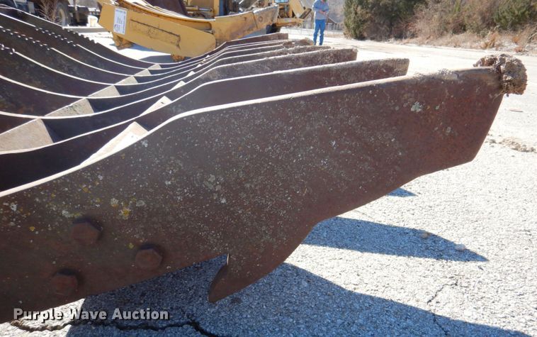 image for item DN1241 102" W dozer brush rake