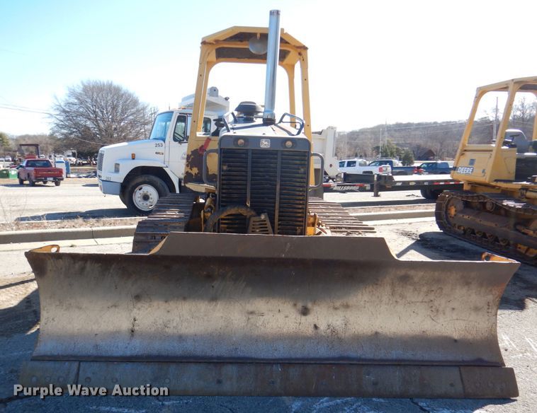 image for item DN1244 John Deere 450H  dozer