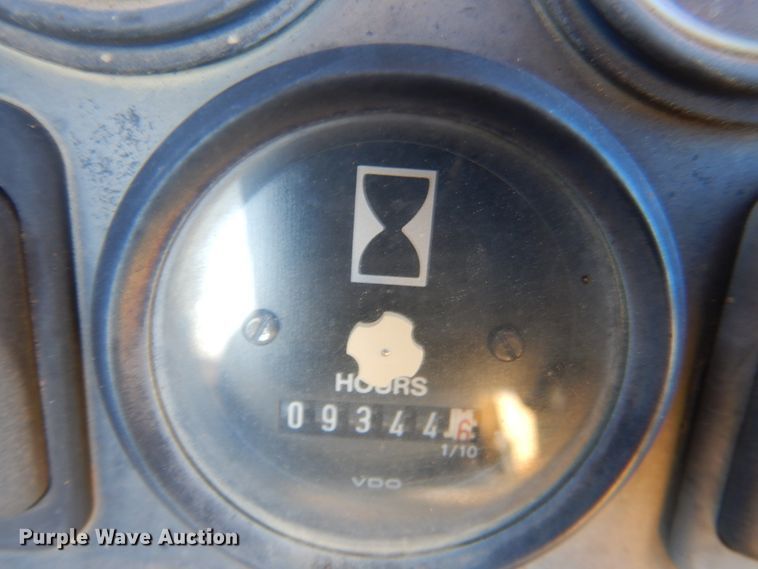 image for item DN1244 John Deere 450H  dozer