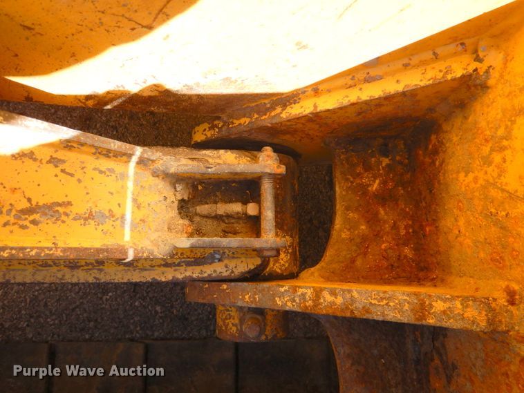 image for item DN1244 John Deere 450H  dozer