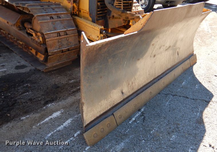 image for item DN1245 2000 John Deere 450H  dozer