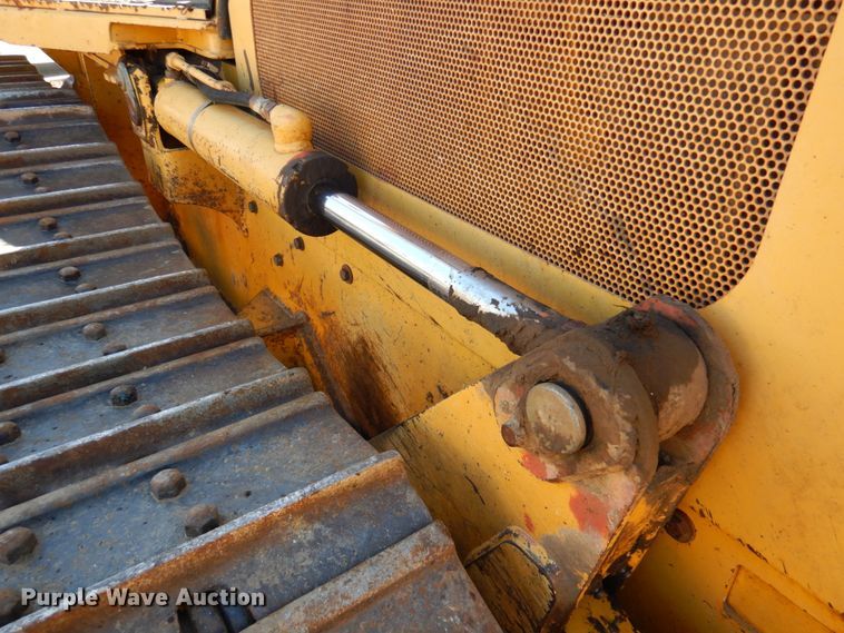 image for item DN1245 2000 John Deere 450H  dozer