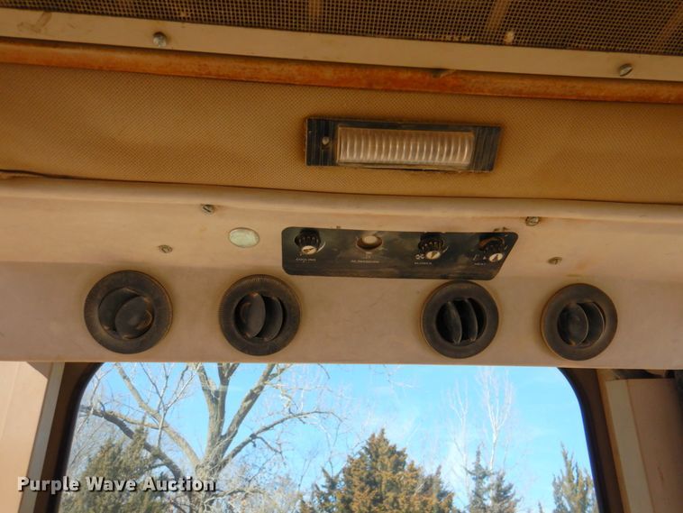 image for item DN1247 1996 John Deere 762B II  elevating scraper