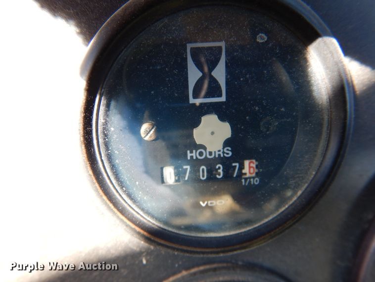 image for item DN1247 1996 John Deere 762B II  elevating scraper