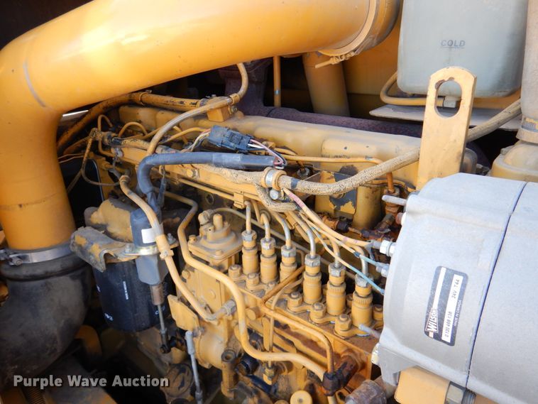 image for item DN1247 1996 John Deere 762B II  elevating scraper