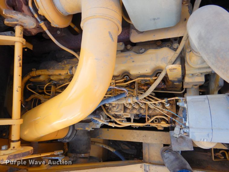 image for item DN1247 1996 John Deere 762B II  elevating scraper