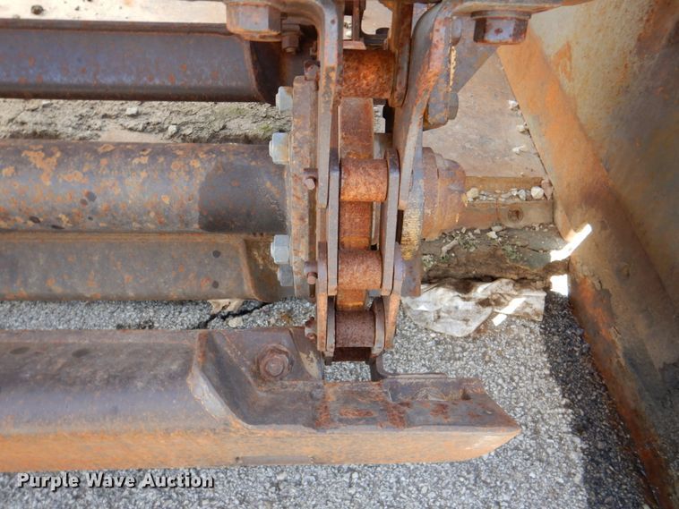 image for item DN1247 1996 John Deere 762B II  elevating scraper