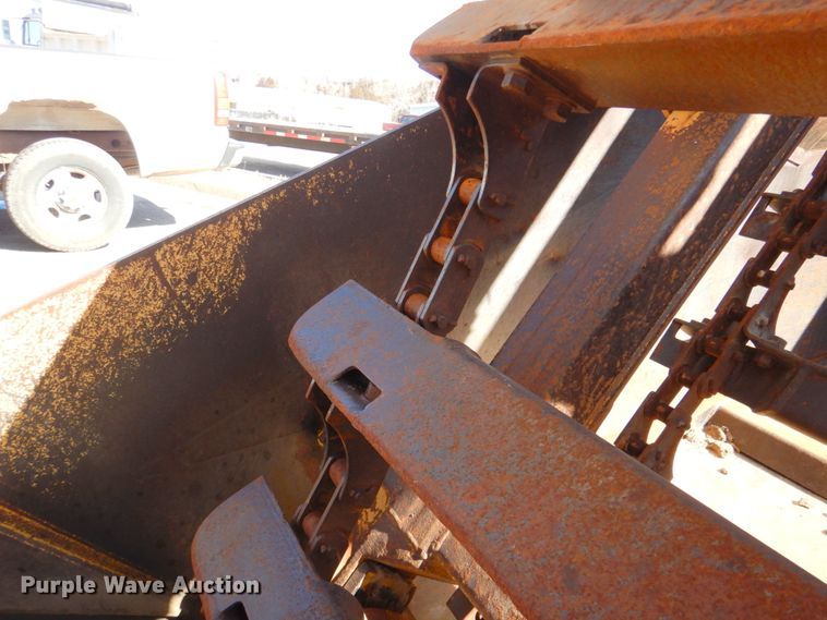 image for item DN1247 1996 John Deere 762B II  elevating scraper