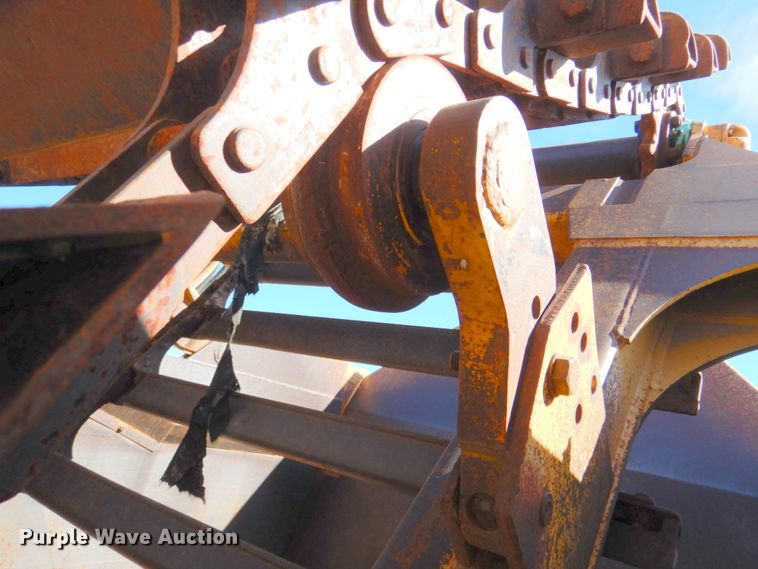 image for item DN1247 1996 John Deere 762B II  elevating scraper