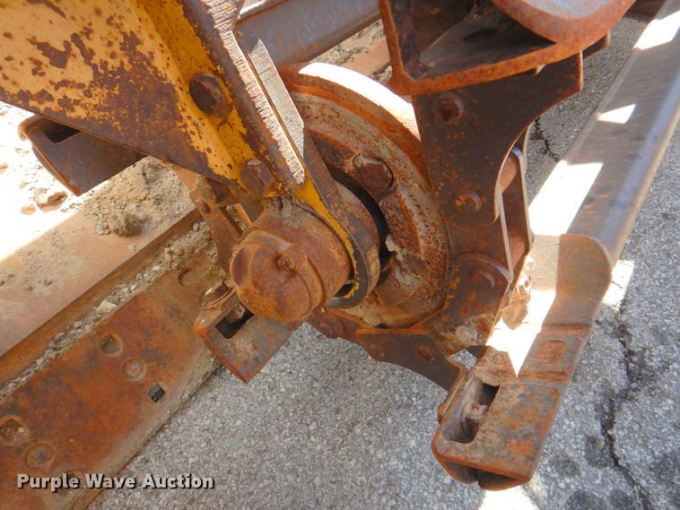 image for item DN1247 1996 John Deere 762B II  elevating scraper