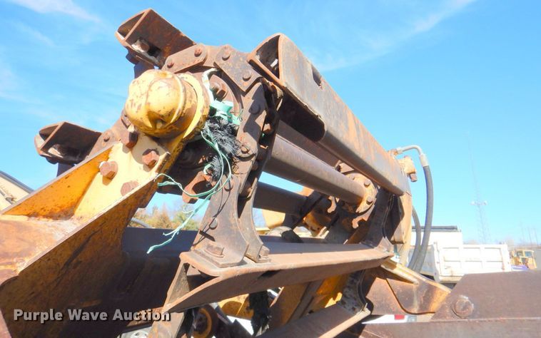 image for item DN1247 1996 John Deere 762B II  elevating scraper