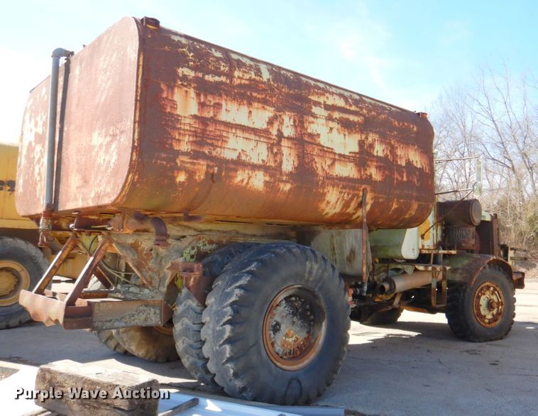 image for item DN1248 Euclid  water wagon