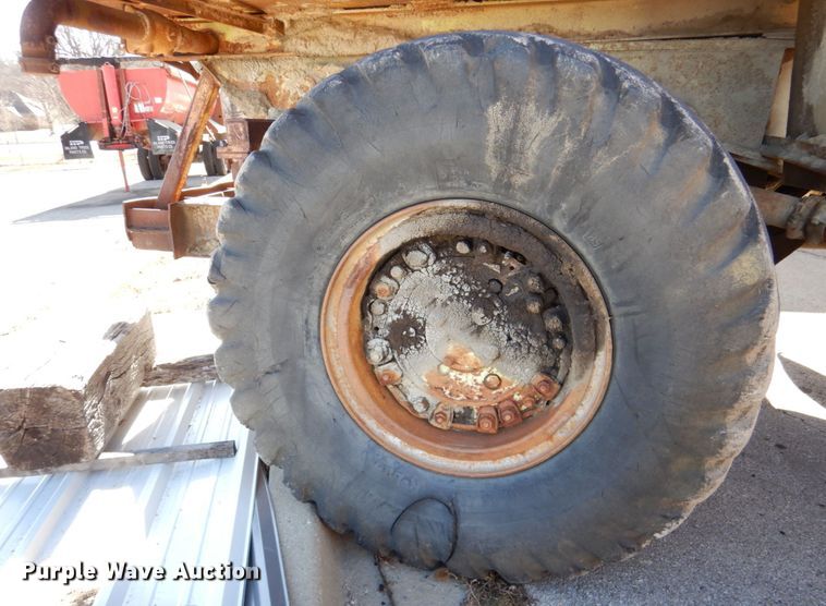 image for item DN1248 Euclid  water wagon