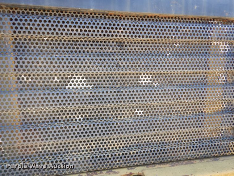 image for item DN1249 1988 Caterpillar D250B  water wagon