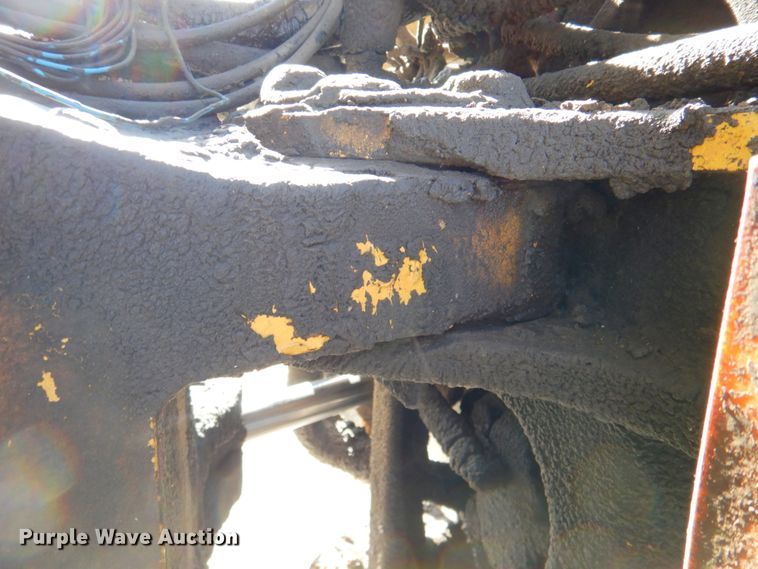 image for item DN1249 1988 Caterpillar D250B  water wagon