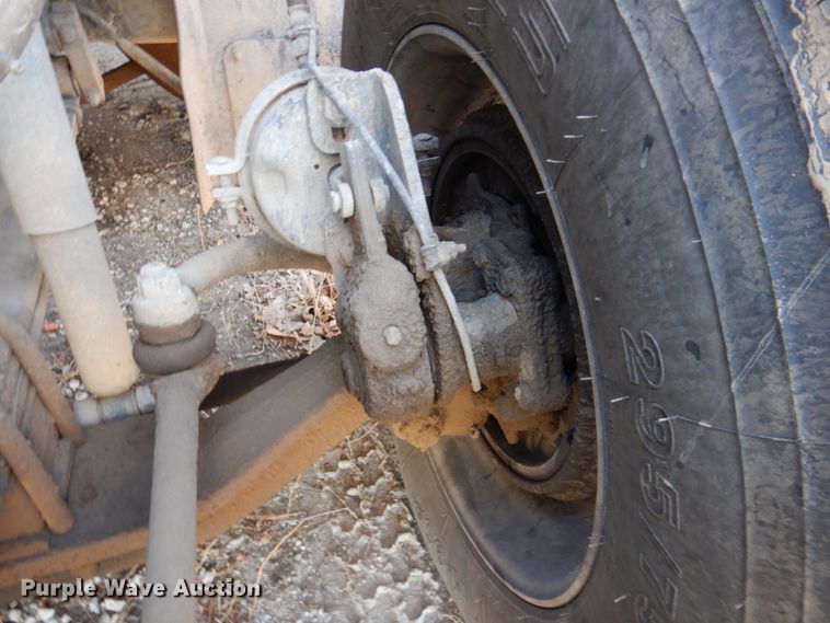 image for item DN1269 1998 Mack CH613  dump truck