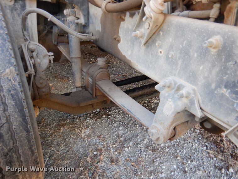 image for item DN1269 1998 Mack CH613  dump truck