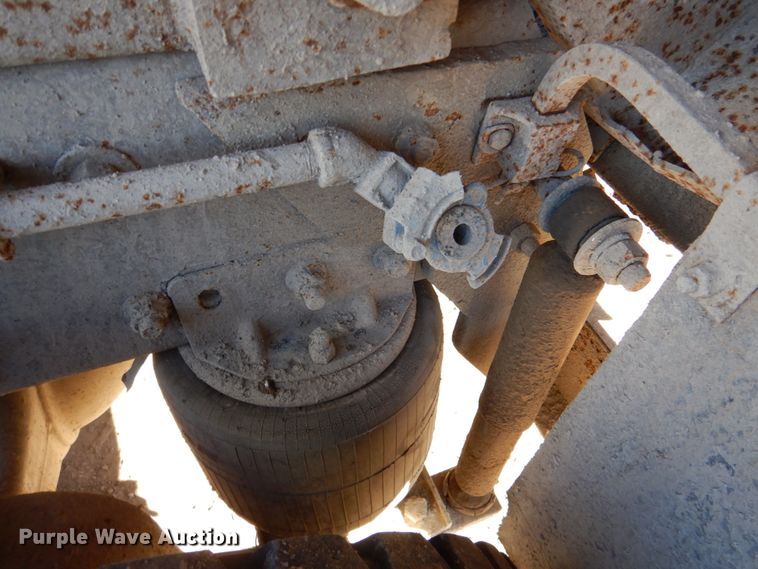 image for item DN1269 1998 Mack CH613  dump truck