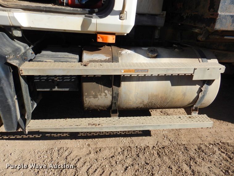 image for item DN1269 1998 Mack CH613  dump truck