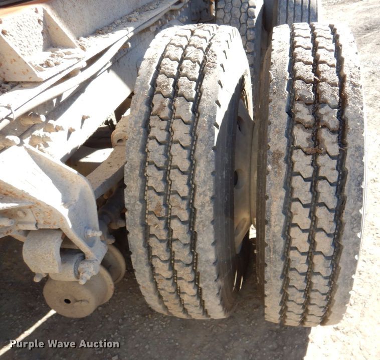 image for item DN1269 1998 Mack CH613  dump truck