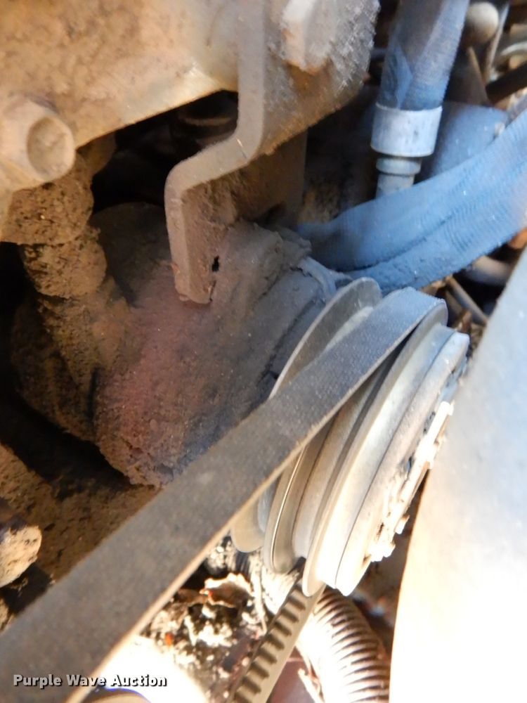 image for item DN1270 2006 Bobcat S250  skid steer loader