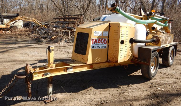 image for item DN1271 2005 Vermeer 550  vacuum excavator