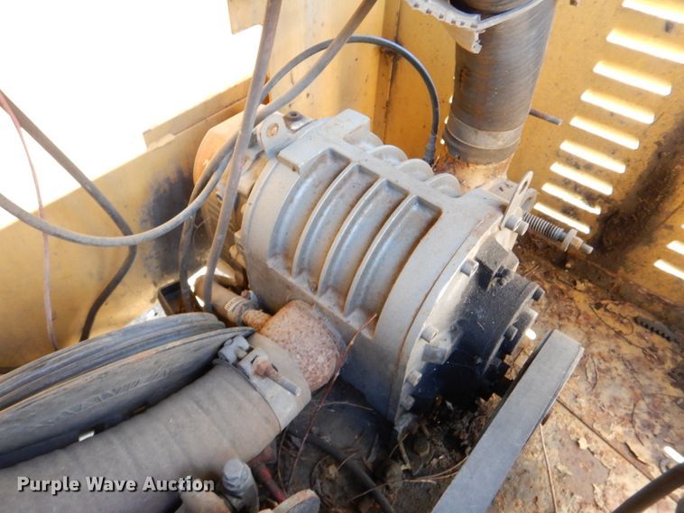 image for item DN1271 2005 Vermeer 550  vacuum excavator