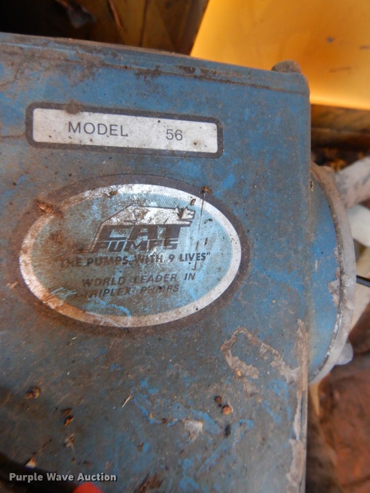 image for item DN1271 2005 Vermeer 550  vacuum excavator