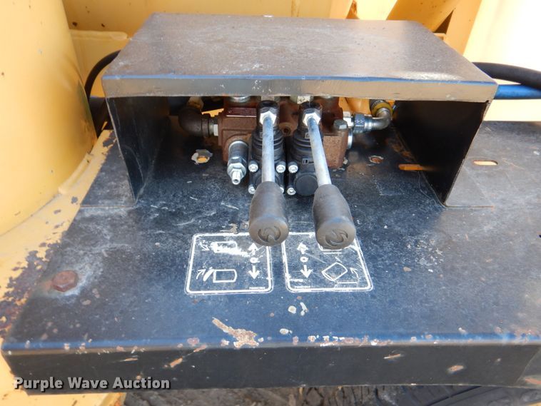 image for item DN1271 2005 Vermeer 550  vacuum excavator