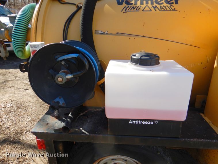 image for item DN1271 2005 Vermeer 550  vacuum excavator