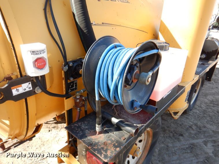 image for item DN1271 2005 Vermeer 550  vacuum excavator