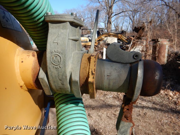 image for item DN1271 2005 Vermeer 550  vacuum excavator